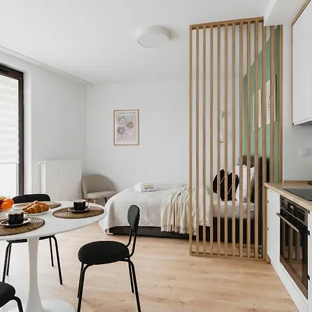 Apartamento Urban Chic - Great Location-cozy With Balcony - Towarowa Varsóvia