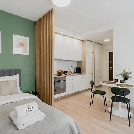 Urban Chic - Great Location-cozy With Balcony - Towarowa