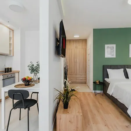 Urban Chic - Great Location-cozy With Balcony - Towarowa * Warszawa